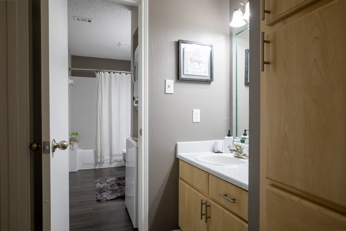 Plan B2s apartment interior at Village Green of Bear Creek in Euless, Texas
